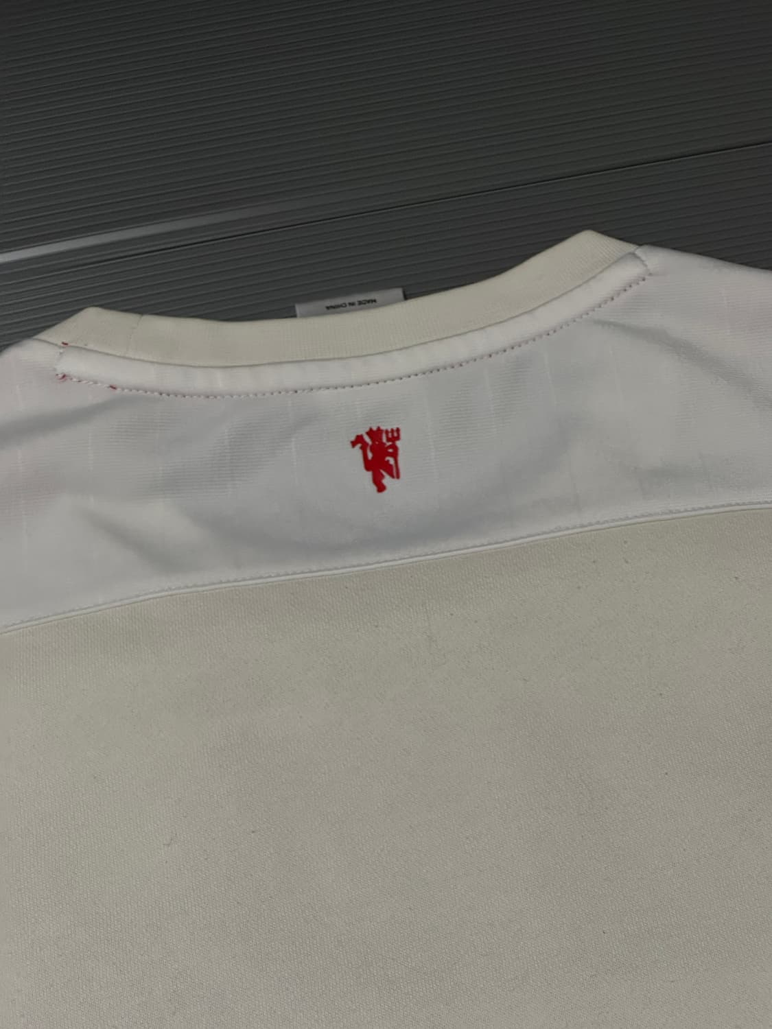 아디다스 맨유 긴팔 트레이닝 탑 화이트 100  상품이미지7