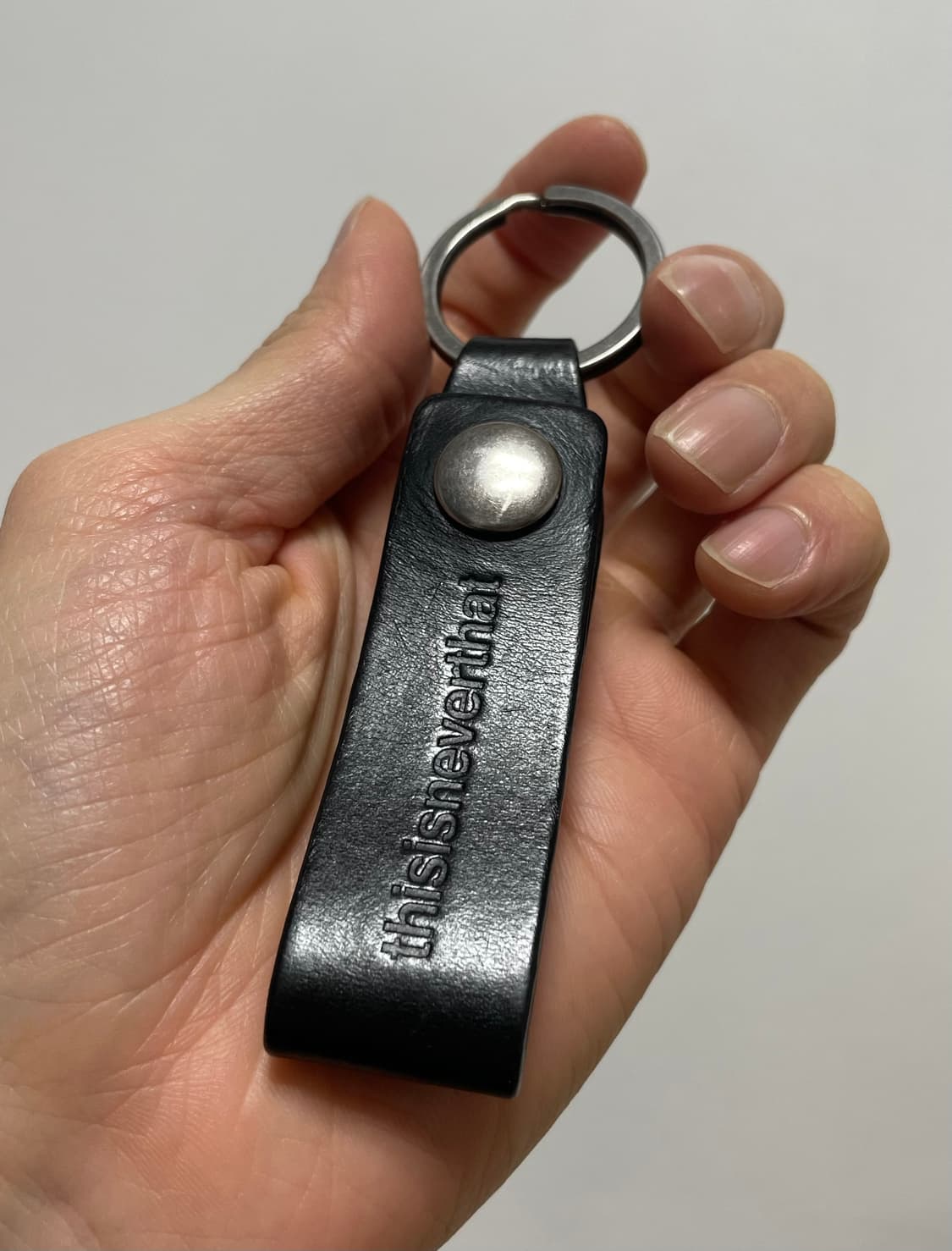 디스이즈네버댓 가죽 키링 상품이미지1