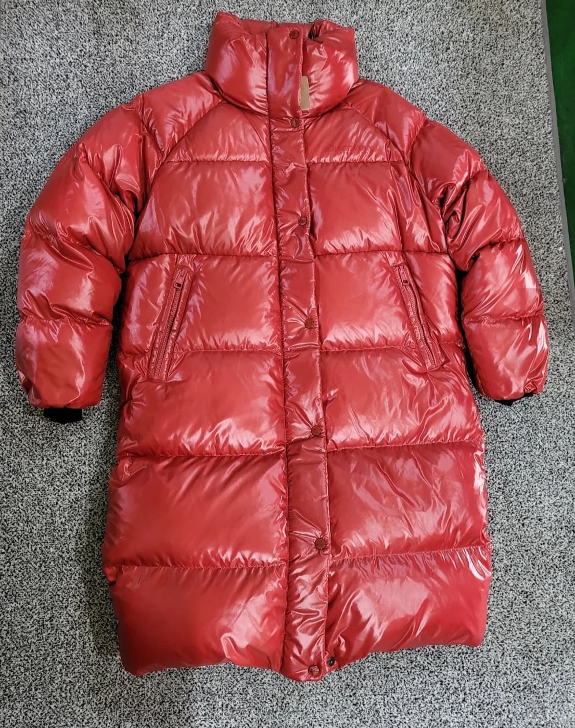 디스커버리 다홍색(Coral) 롱 패딩 상품이미지1