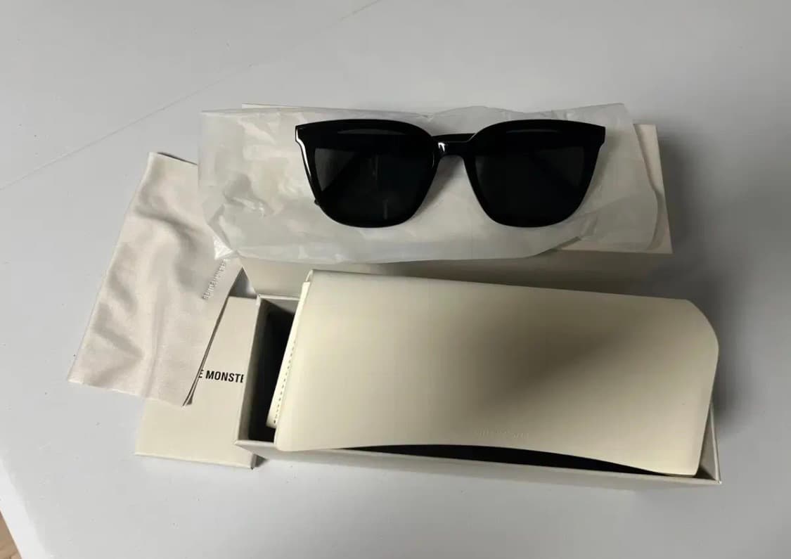 젠틀몬스터 TAM 01 블랙 상품이미지1