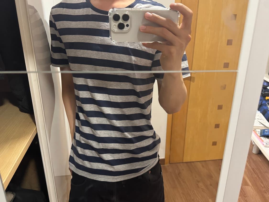 [m] 버버리 스트라이프 티셔츠 상품이미지1