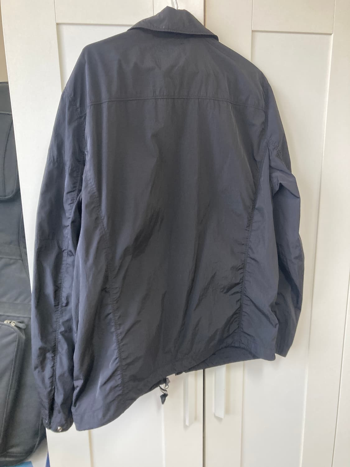 cp컴퍼니 크롬 가먼트 바람막이 블랙 새제품 100사이즈 상품이미지2