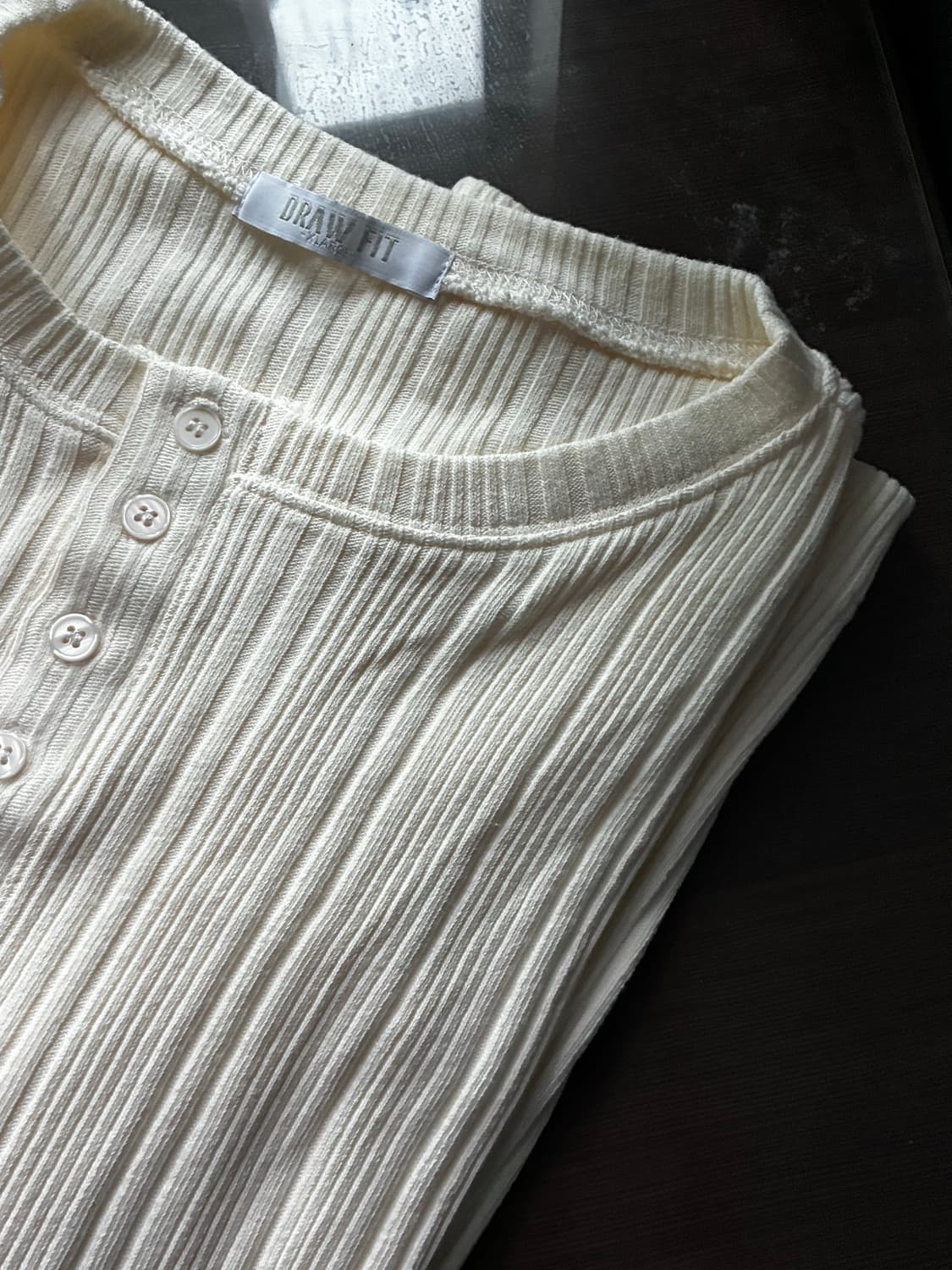 (XL) 드로우핏 만재 콜라보 리브드 헨리넥  반팔 티셔츠 IVORY 상품이미지9