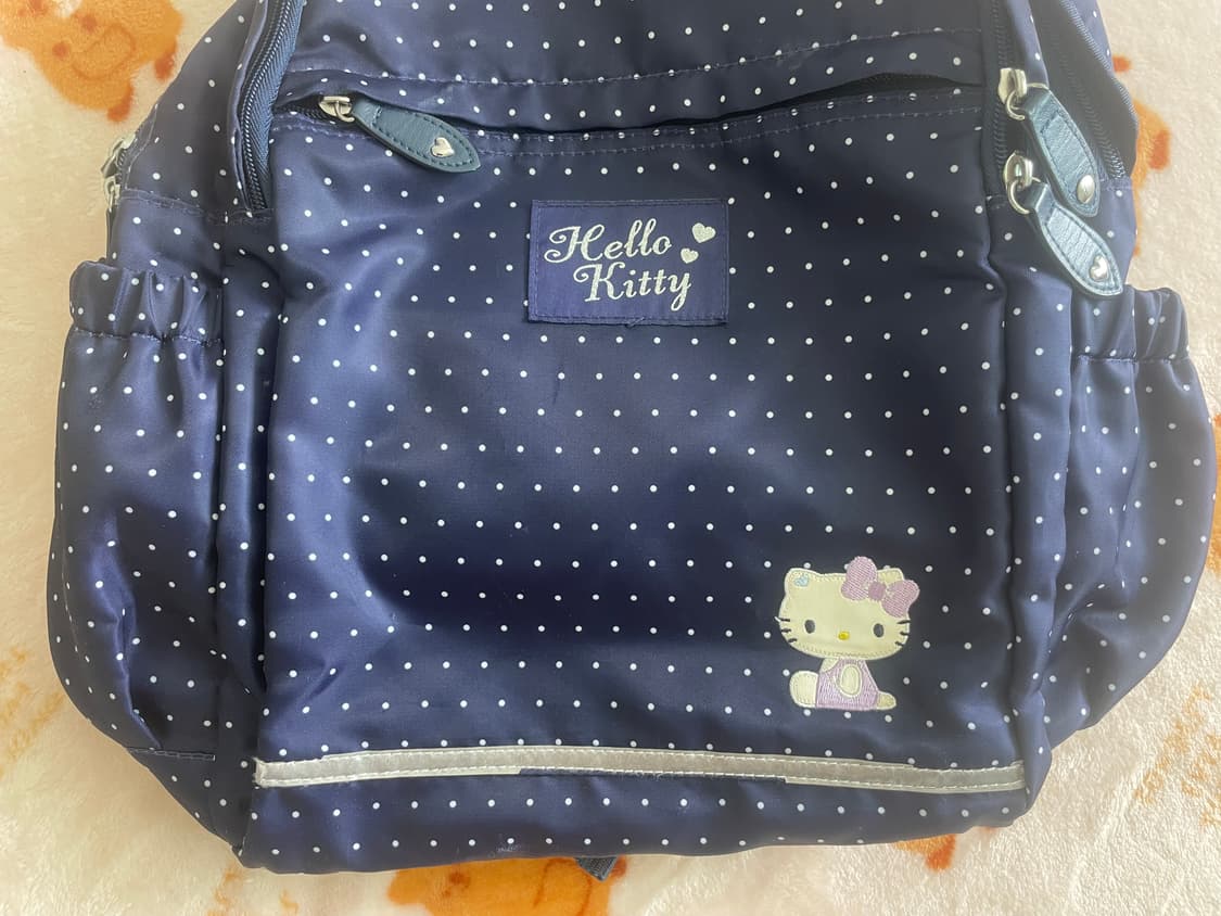 모리걸 빈티지 헬로키티 hello kitty 네이비 도트 백팩💙🤍 상품이미지2