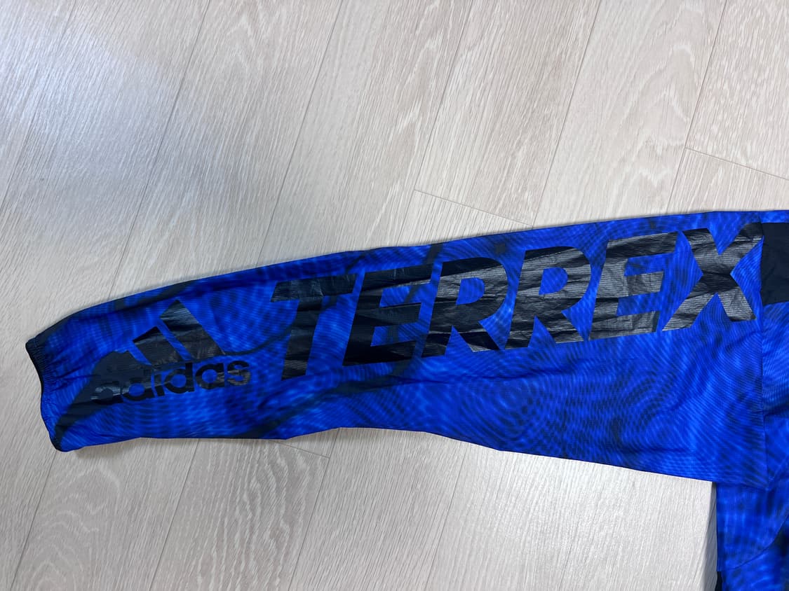 (M) 아디다스 x 화이트 마운티니어링 윈드자켓 바람막이 상품이미지7