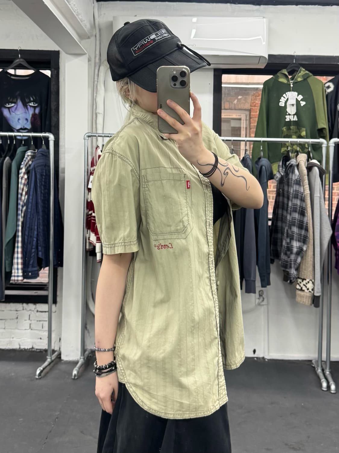 리바이스 스트라이프 반팔 셔츠 상품이미지2