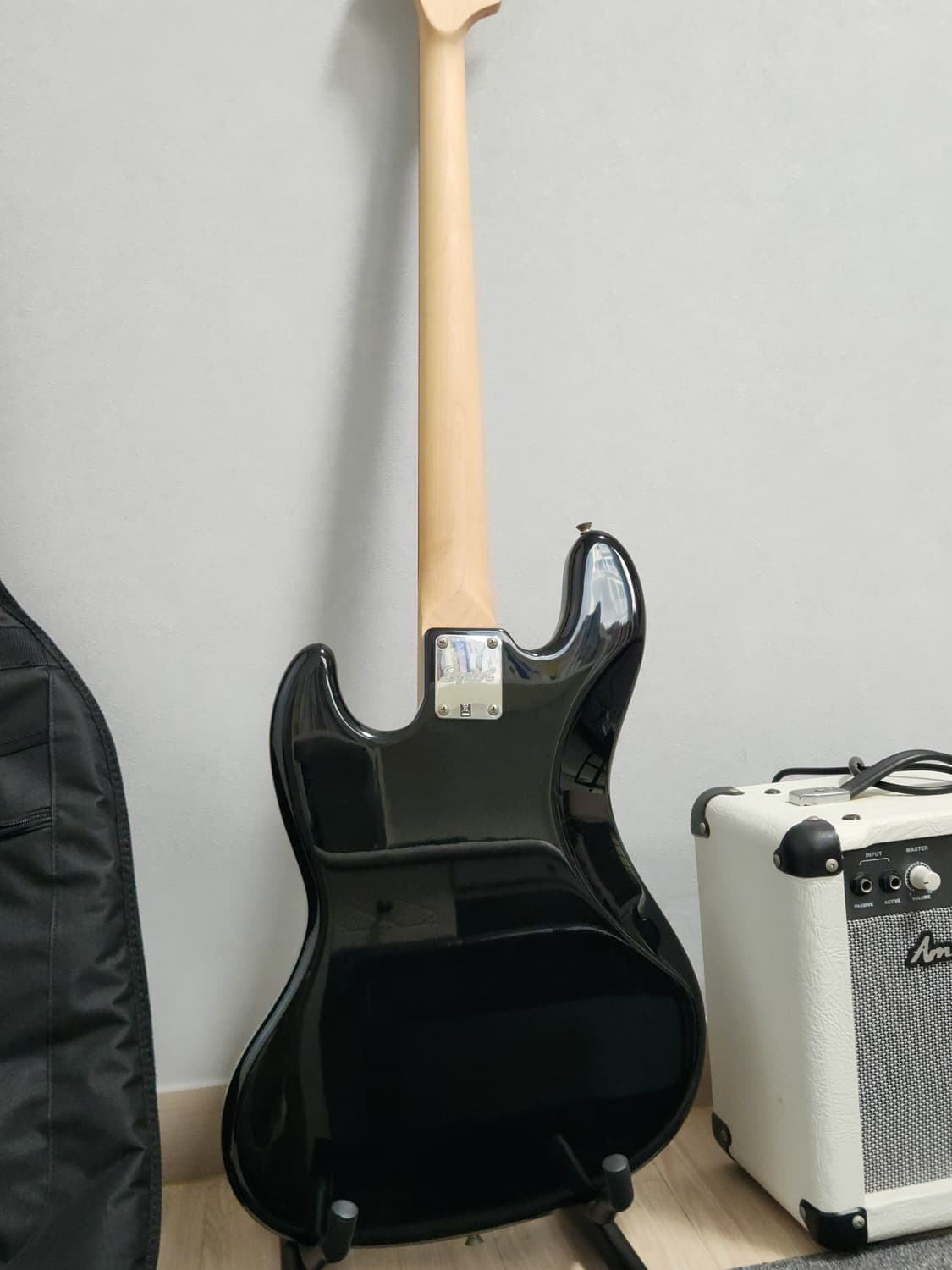 스콰이어 어피니티 재즈 베이스 4현 + 암베스텐 베이스 앰프 상품이미지3