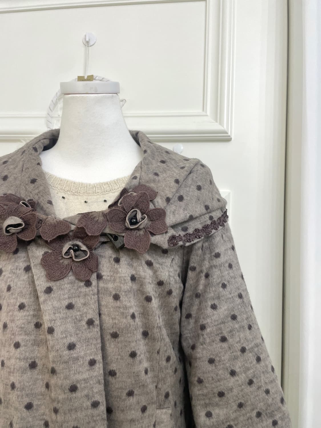 brown dot soft unbalance flower lace poi 상품이미지8