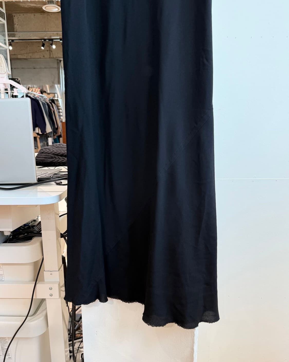 릭 오웬스 16ss 블랙 셔링 롱 스커트  상품이미지4