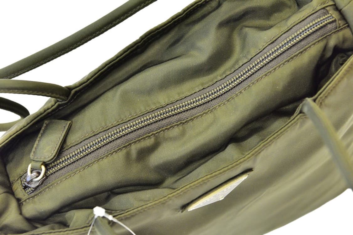 프라다 포코노 카키 숄더백 (정품) 상품이미지9