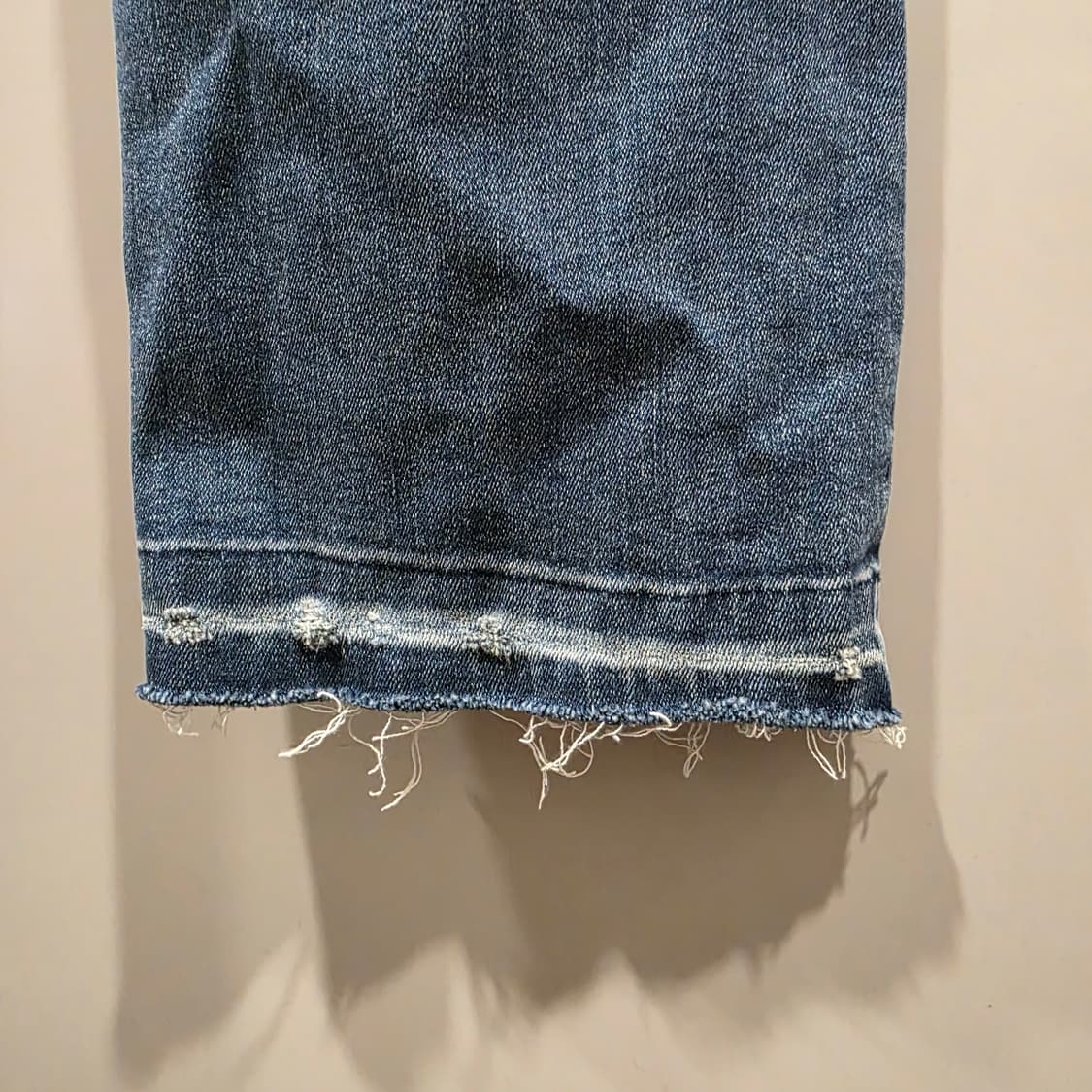 알레그리(allegri) 슬림 데님 청바지 중청 상품이미지5