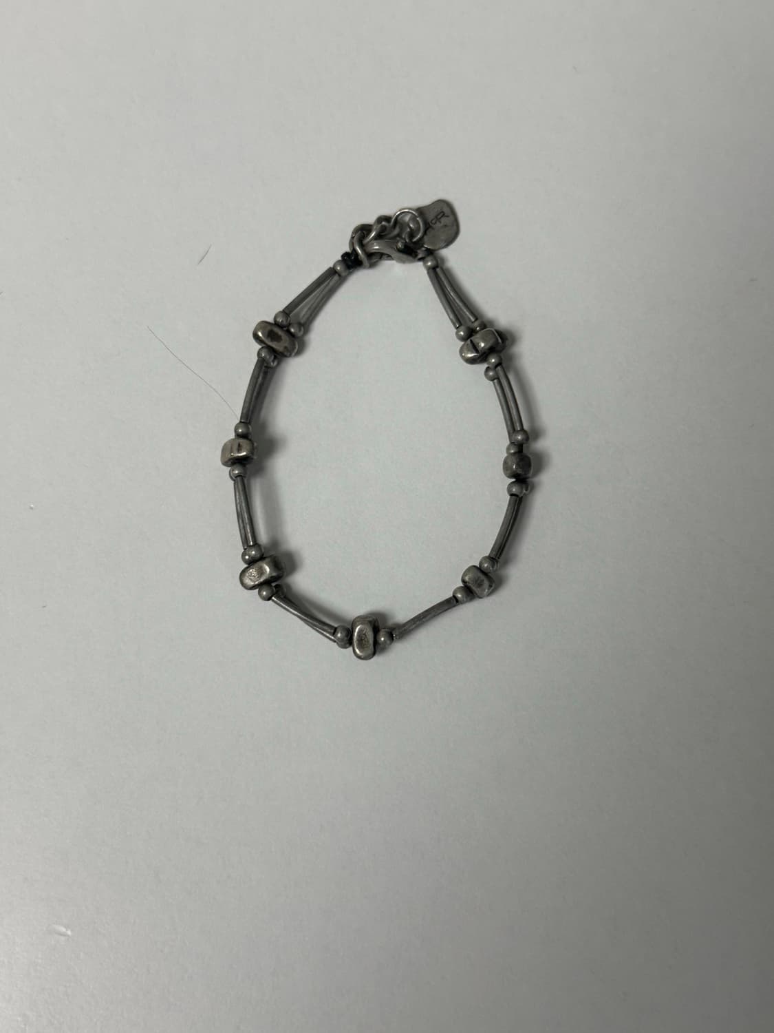 해칭룸 Bone Bracelet (2nd Restock) 상품이미지1