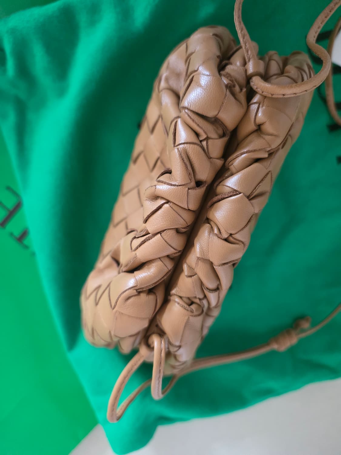 정품 보테가베네타 만두백 카멜 상품이미지7