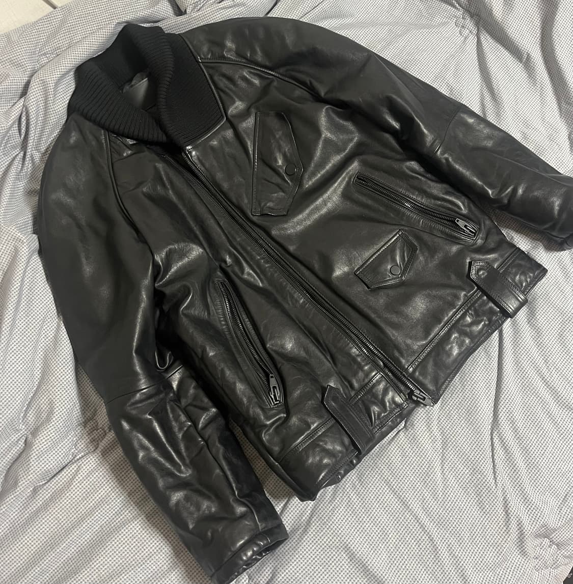 알렉산더왕 X H&M 레더자켓 (착샷O) 상품이미지1