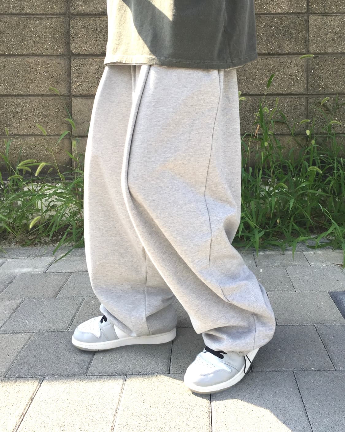 (새상품) 비키 원턱 와이드 벌룬 팬츠 상품이미지2