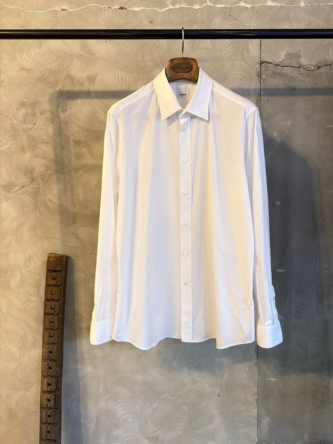 버버리 드레스셔츠 남성100-105 상품이미지1
