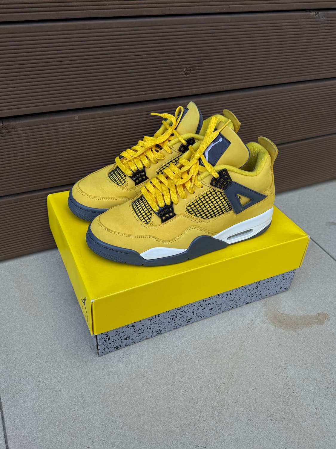 조던 4 투어 옐로우 상품이미지1