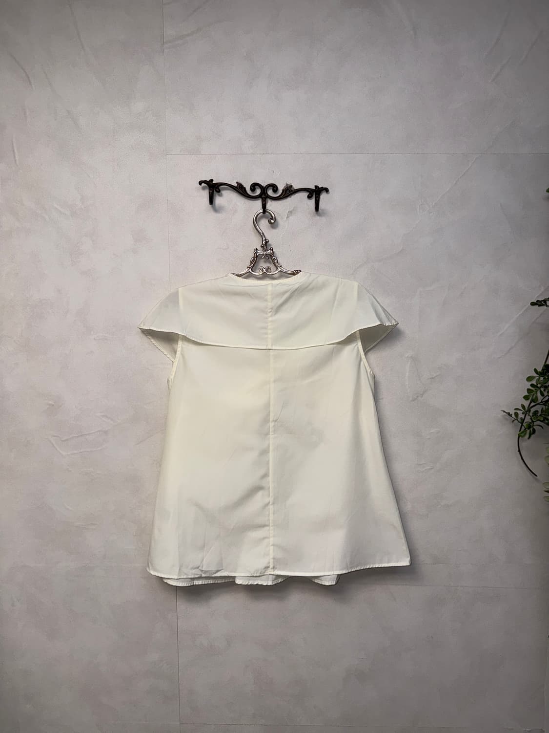 Ivory shirring ribbon sleeveless 상품이미지3