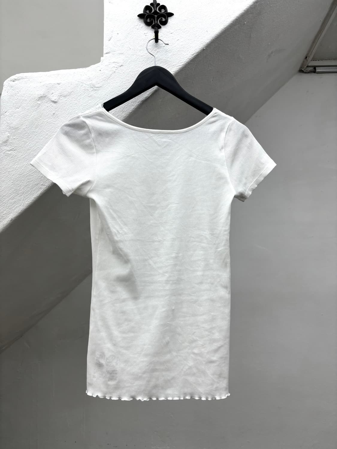 white ribbed laced slim fit top  상품이미지6