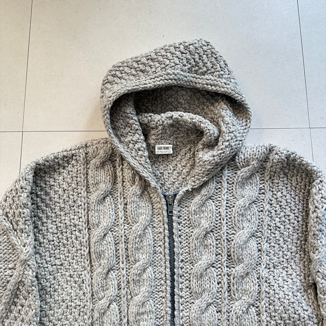 90s 에콰도르산 핸드메이드 울 100% 케이블 니트 후드 집업  상품이미지2