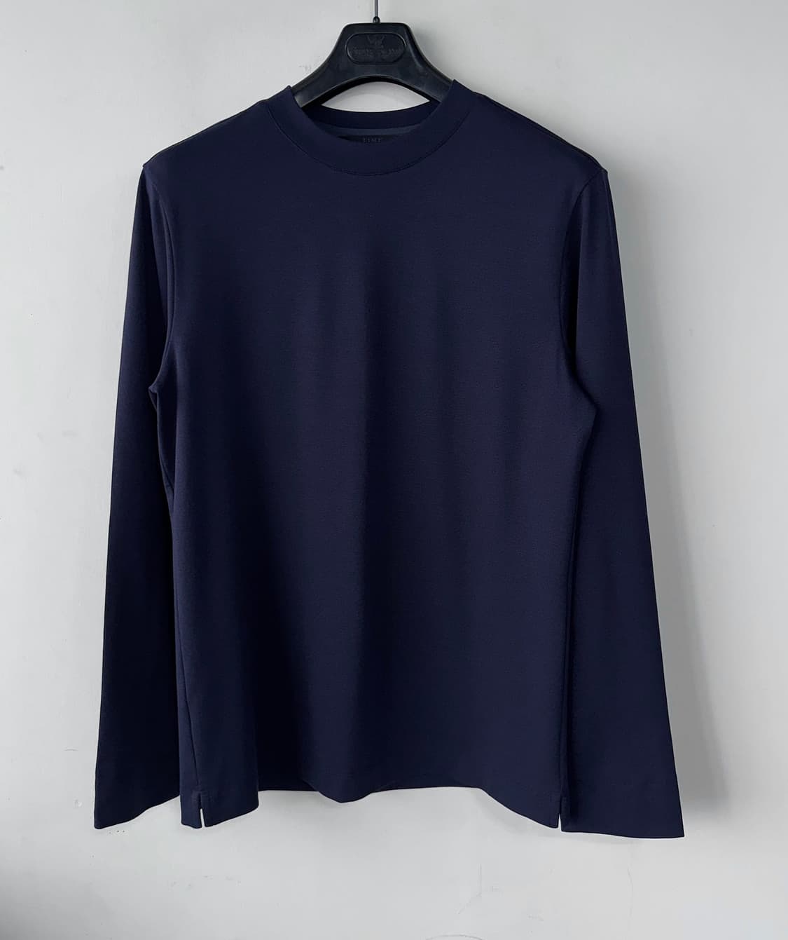 타임옴므 라운드넥 탑 100 상품이미지1