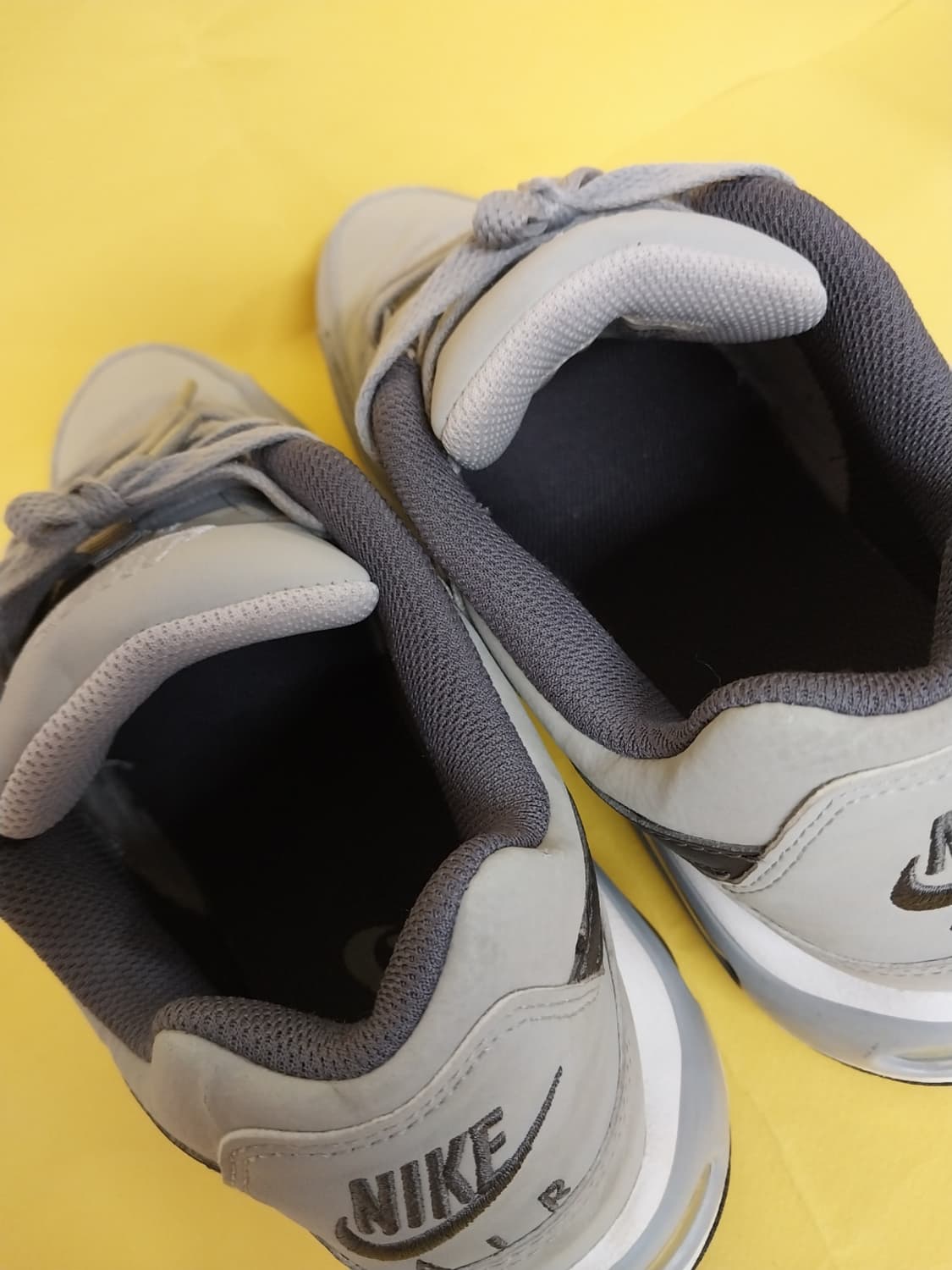 남성 나이키 에어맥스 커맨드 울프그레이 운동화 (260) 상품이미지6