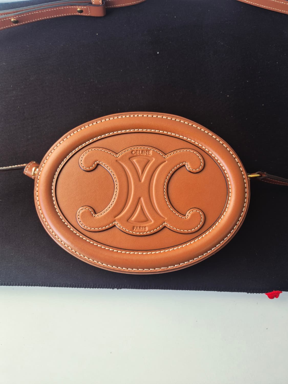 셀린느 트리옹프 탬버린백 탄 상품이미지2