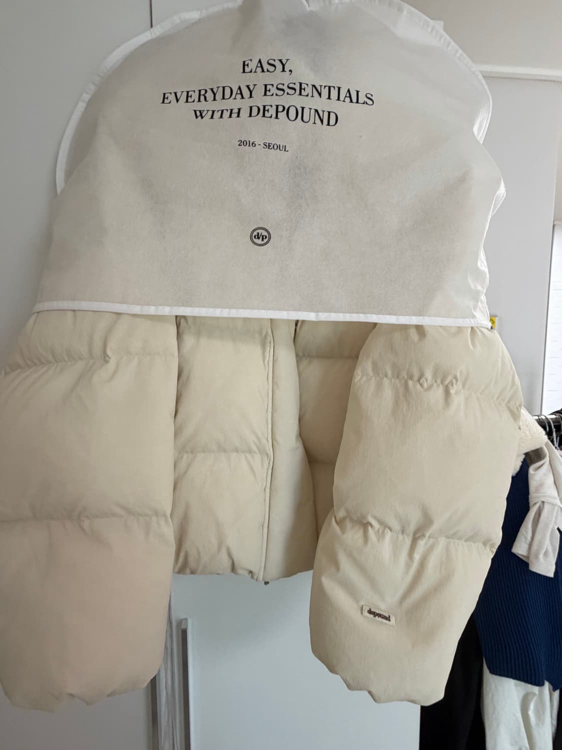 드파운드 하이넥 덕다운 숏패딩 크림 상품이미지2
