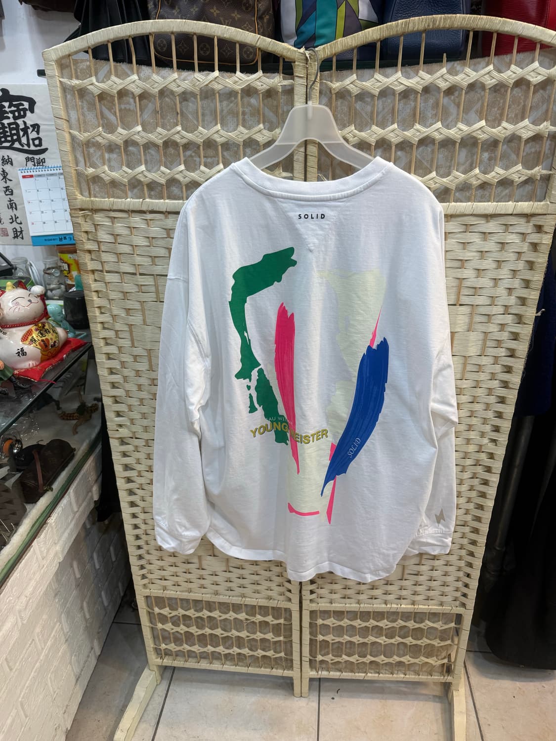 48/105/21ss 정품 솔리드옴므 백 프린트 롱슬리브 맨투맨 팝니다 상품이미지6