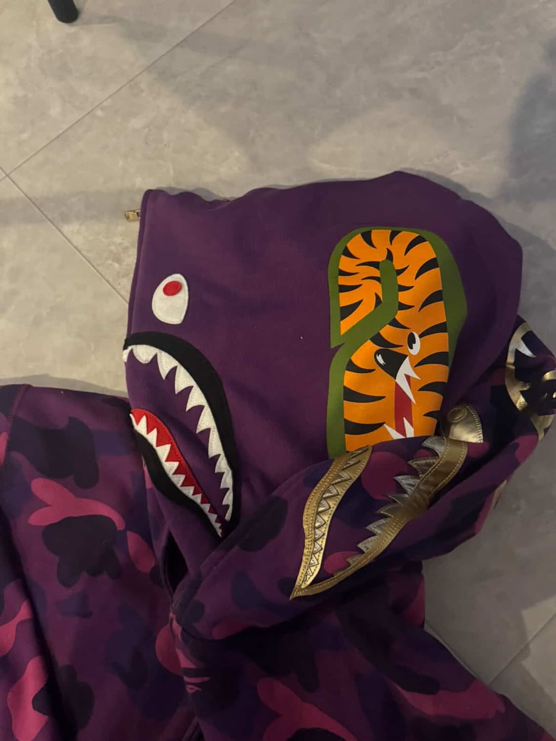 베이프 컬러카모 후드집업 로얄퍼플 상품이미지3