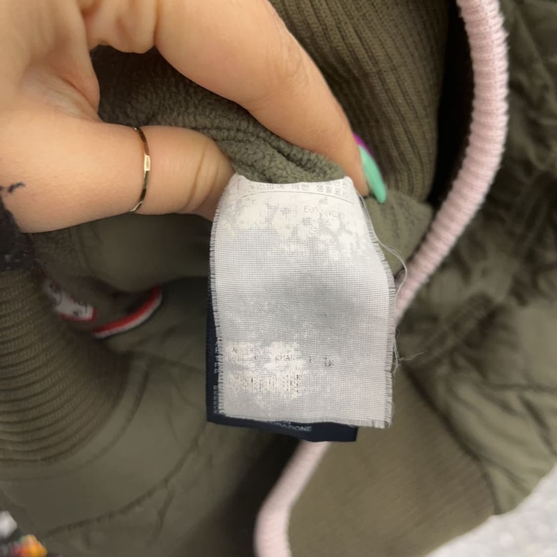 타미힐피거 슬림핏 말차카키 경량 패딩 조끼 S C07287 상품이미지6