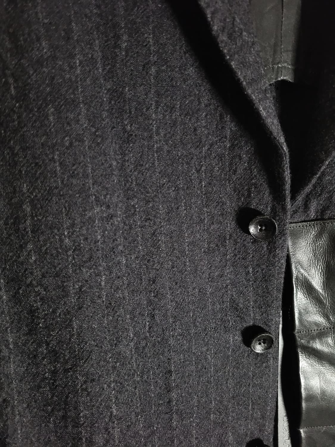 이사무 카타야마 백러쉬 스트라이프 울 코트 상품이미지5