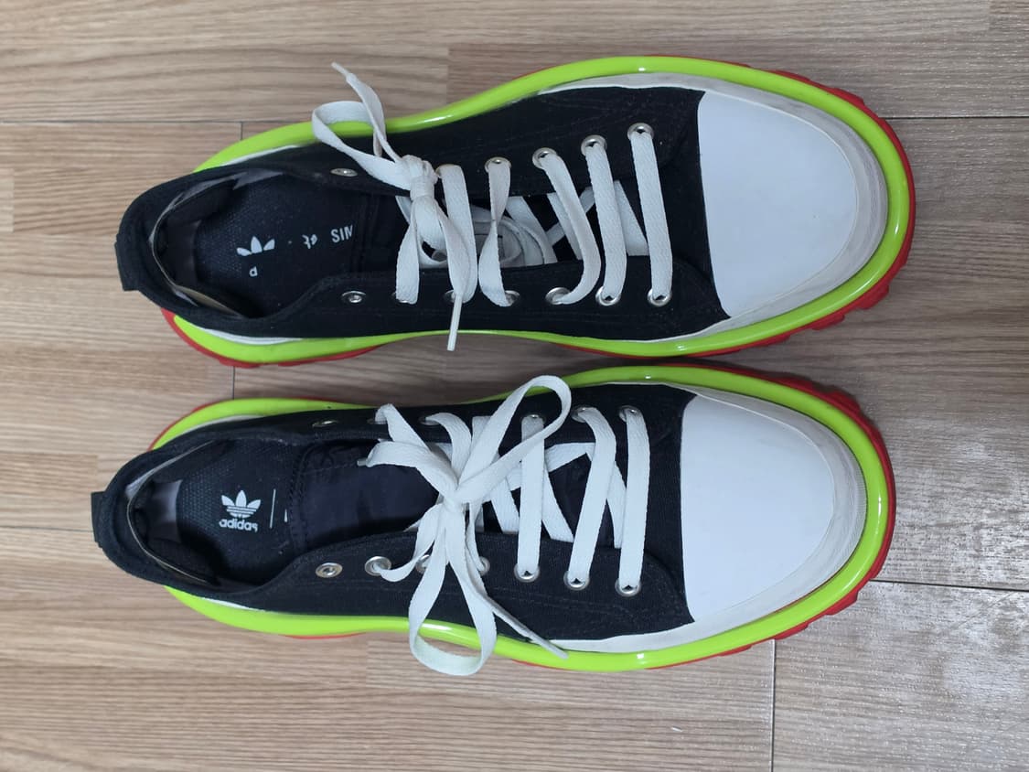 아디다스 라프시몬스 뉴러너 상품이미지2