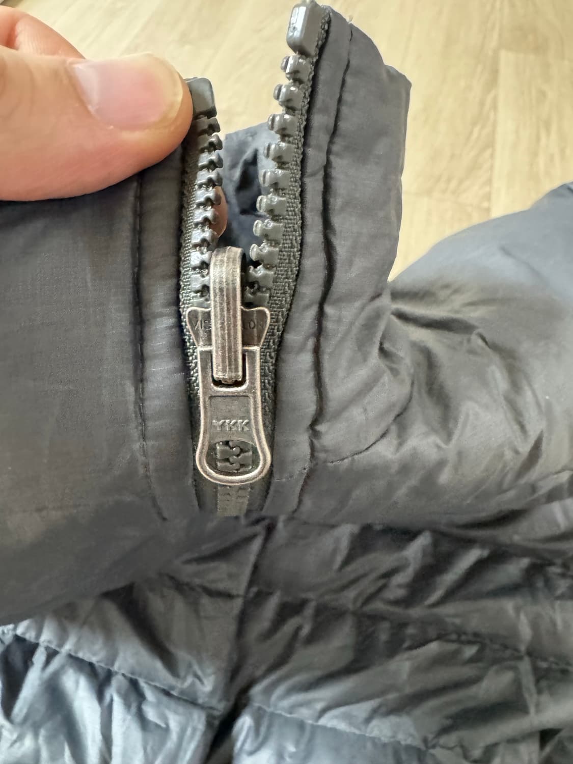 XL 파타고니아 경량 구스 패딩 자켓 그레이 상품이미지7