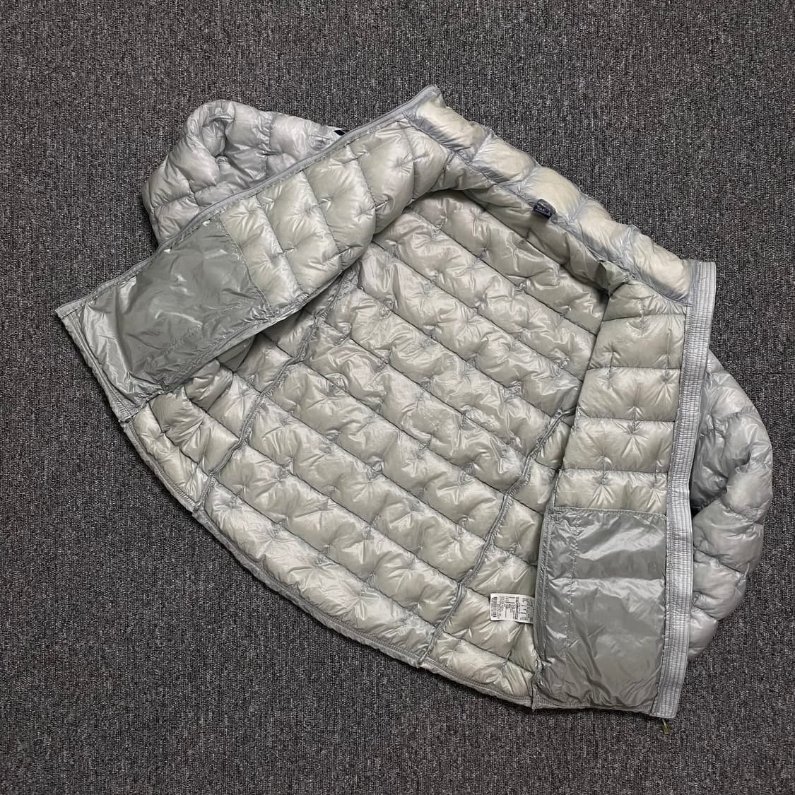 🌊Montbell 플라즈마 1000EX 경량패딩 상품이미지2