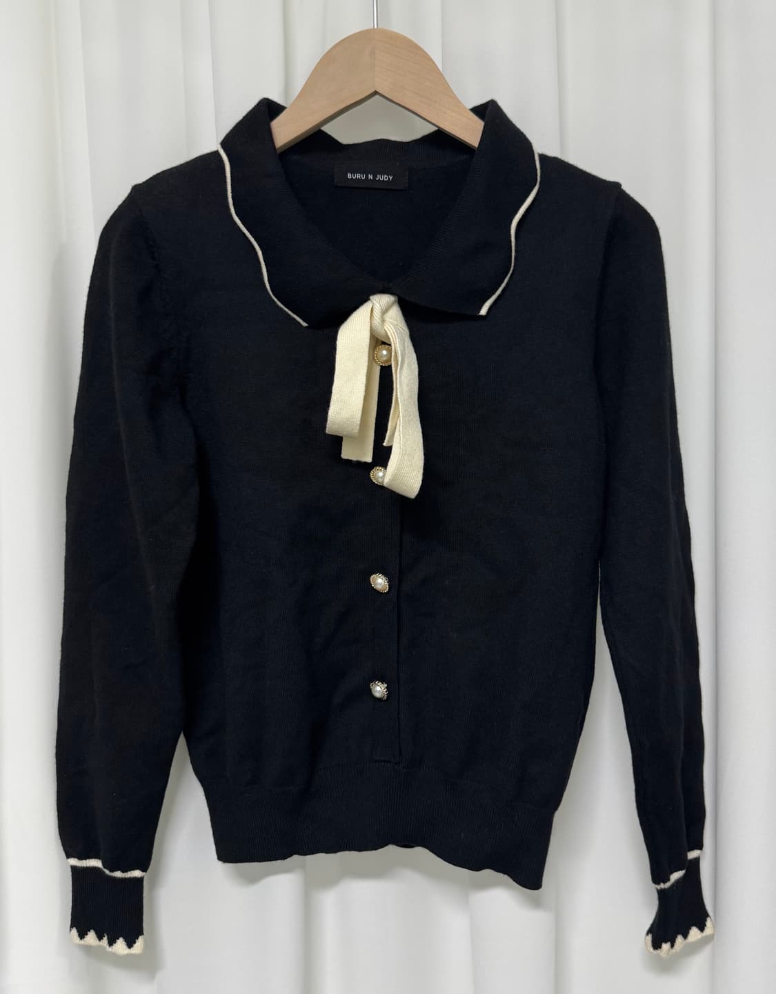 BURU N JUDY 블랙끈 니트 가디건 상품이미지1