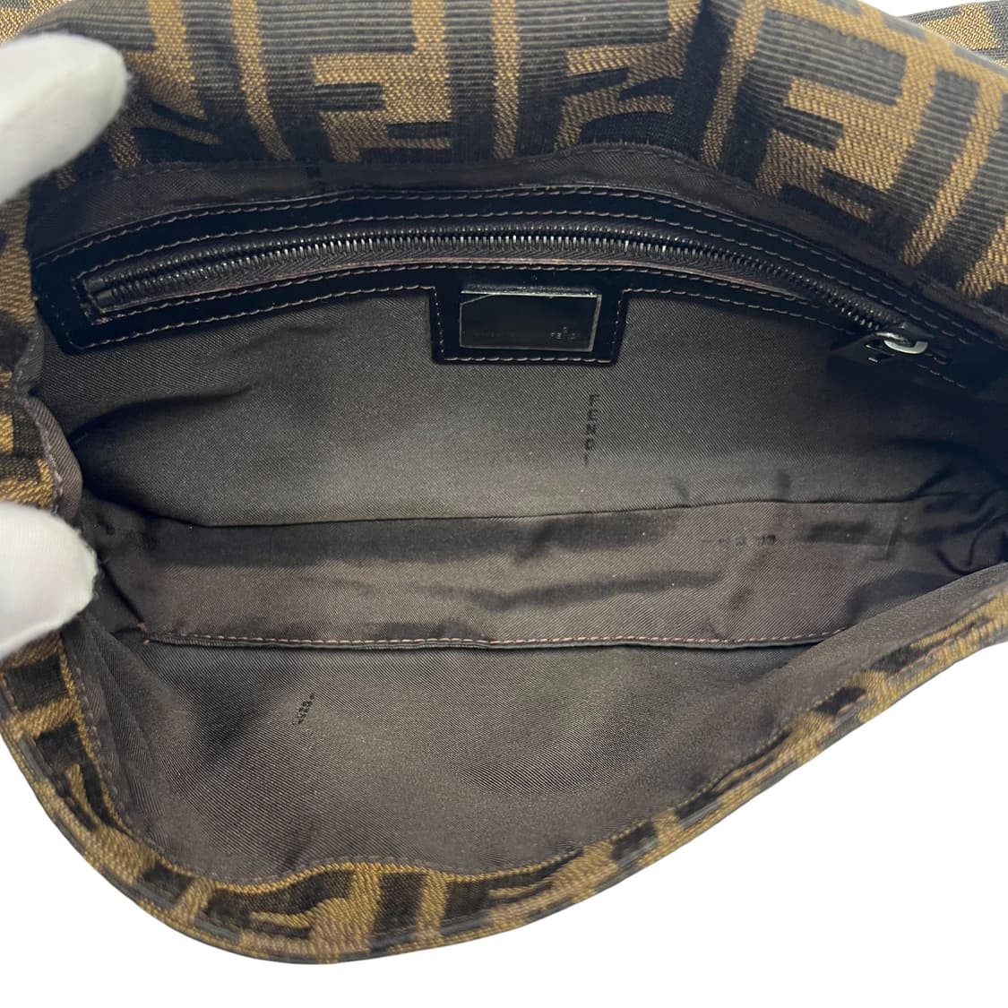 펜디 바게트백 빅FF 주카 브라운 상품이미지9