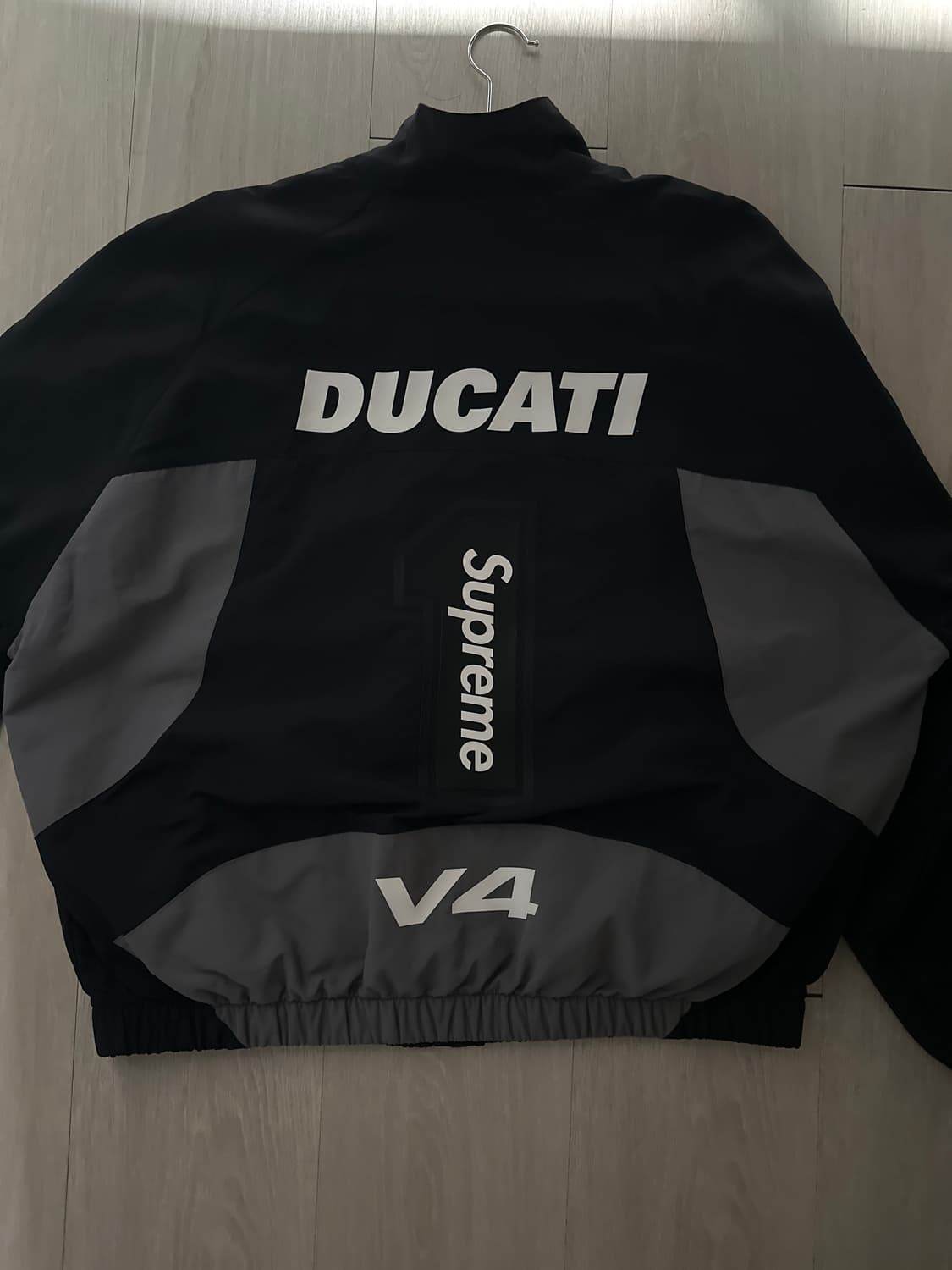 슈프림 X 두카티 트랙 자켓 M 상품이미지2