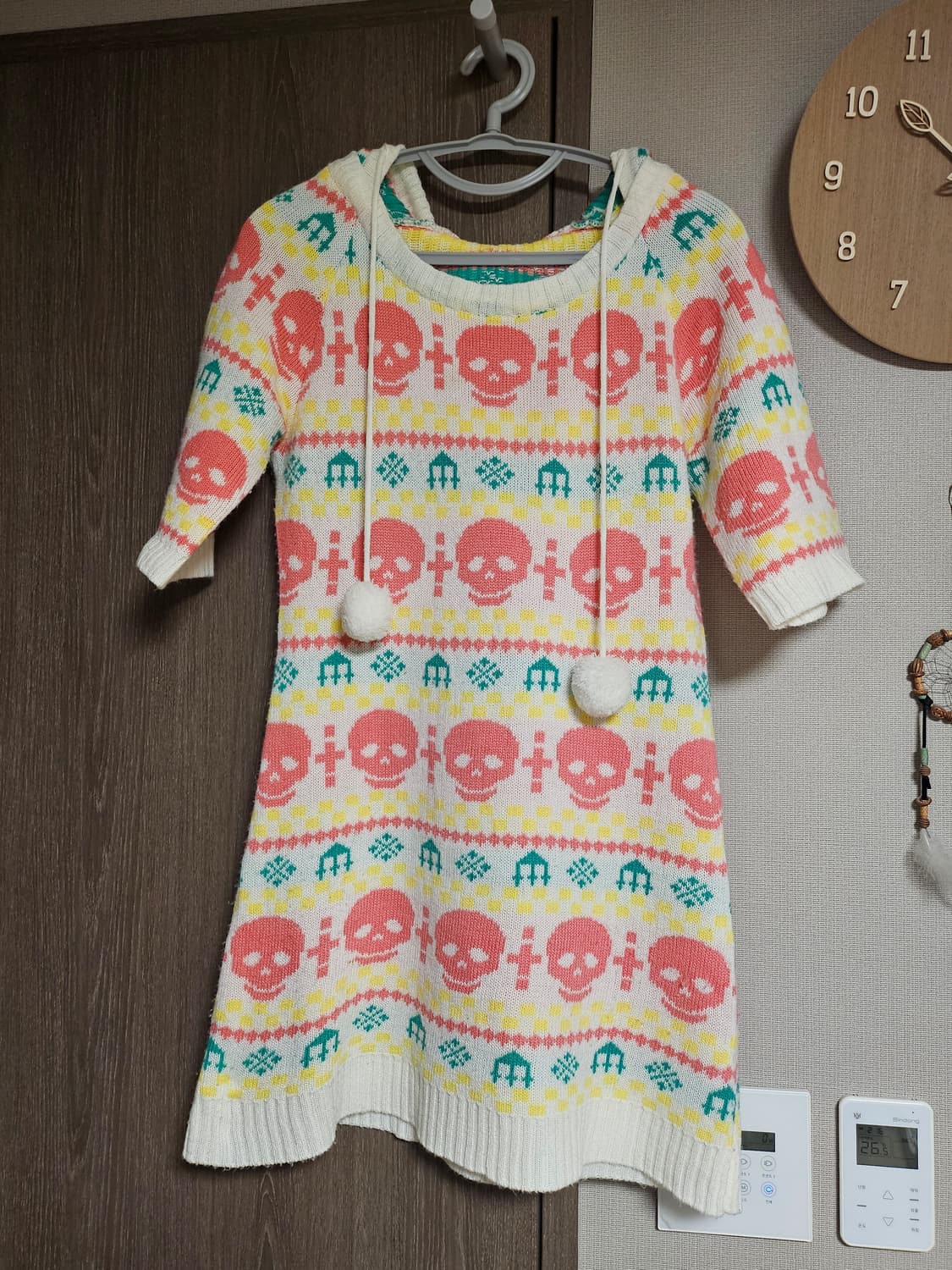 스컬 폼폼 니트원피스 상품이미지4