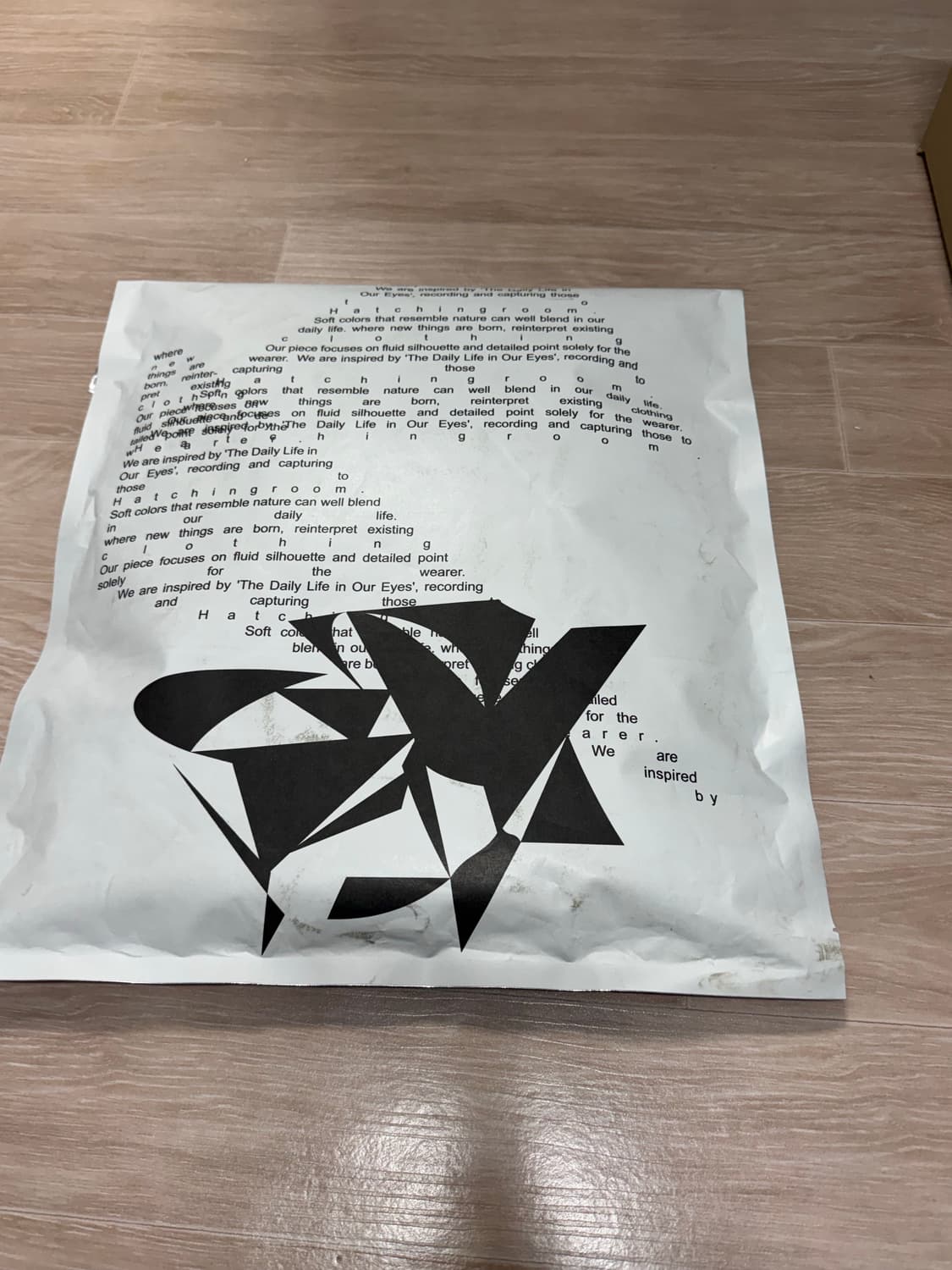 (새상품) 해칭룸 베이스 후디 블루 차콜 상품이미지3