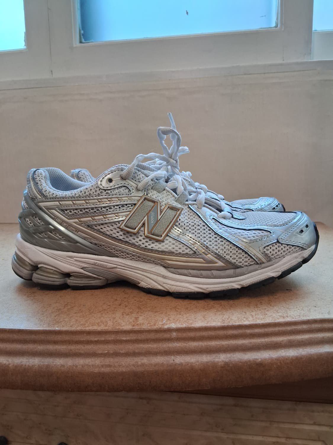 뉴발란스 1906R 메탈릭 실버 280mm 상품이미지3