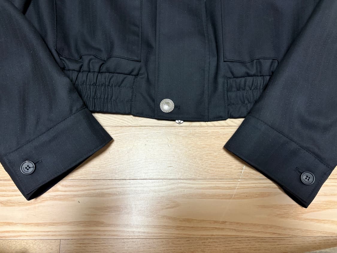 웨이비니스 울 크롭 트러커 상품이미지3