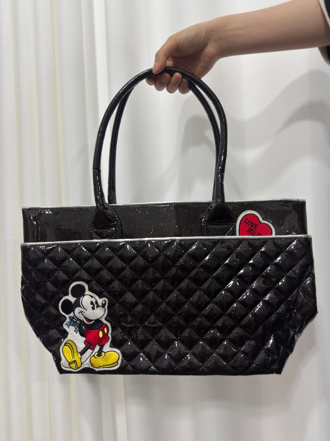 mickey mouse glosy shoulderbag 상품이미지1