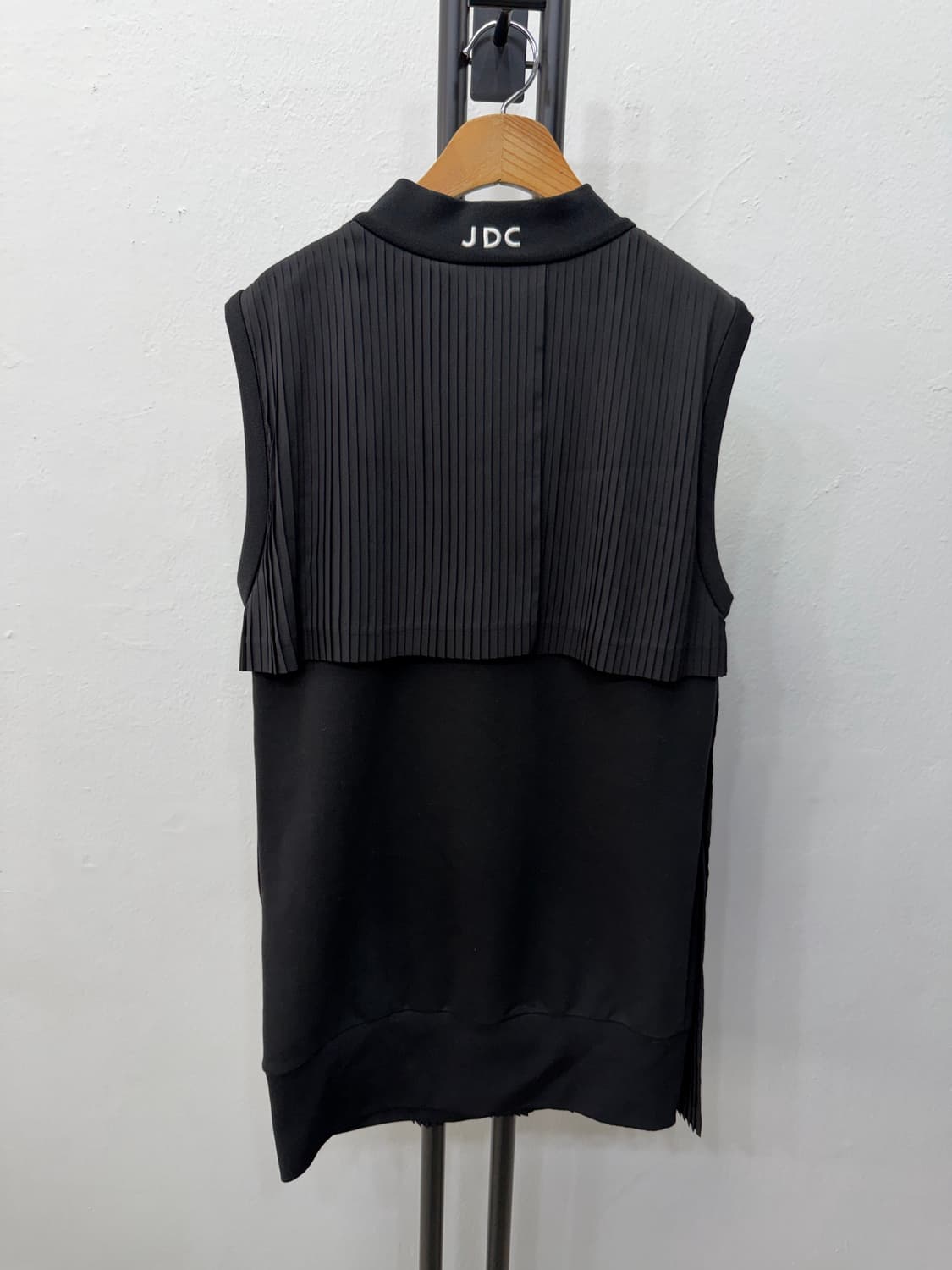 정품) 럭키슈에뜨 플리츠 레이어드 민소매 블라우스 티셔츠 36 상품이미지4