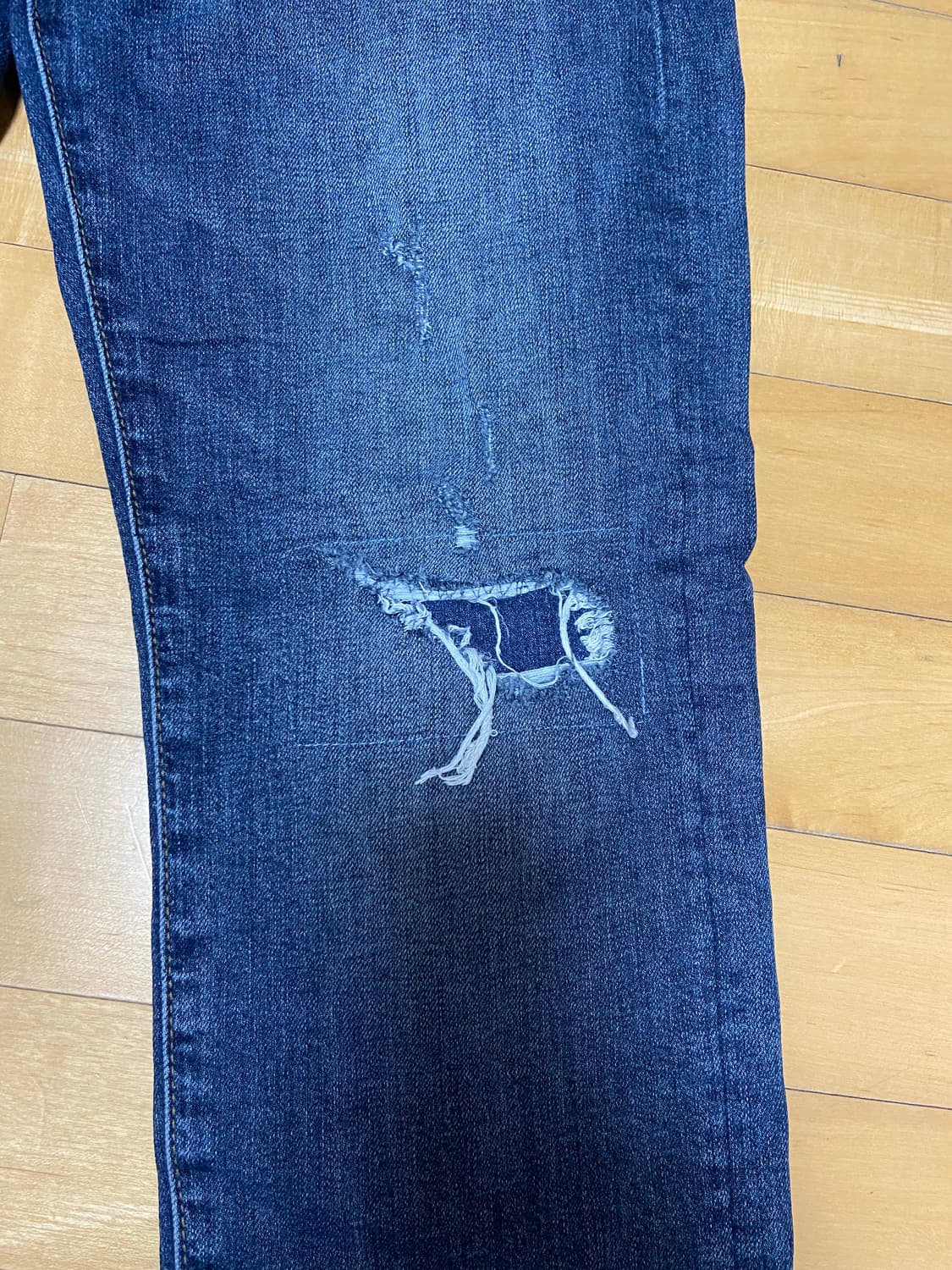 유니클로 슬림스트레이 진 28인치 상품이미지6