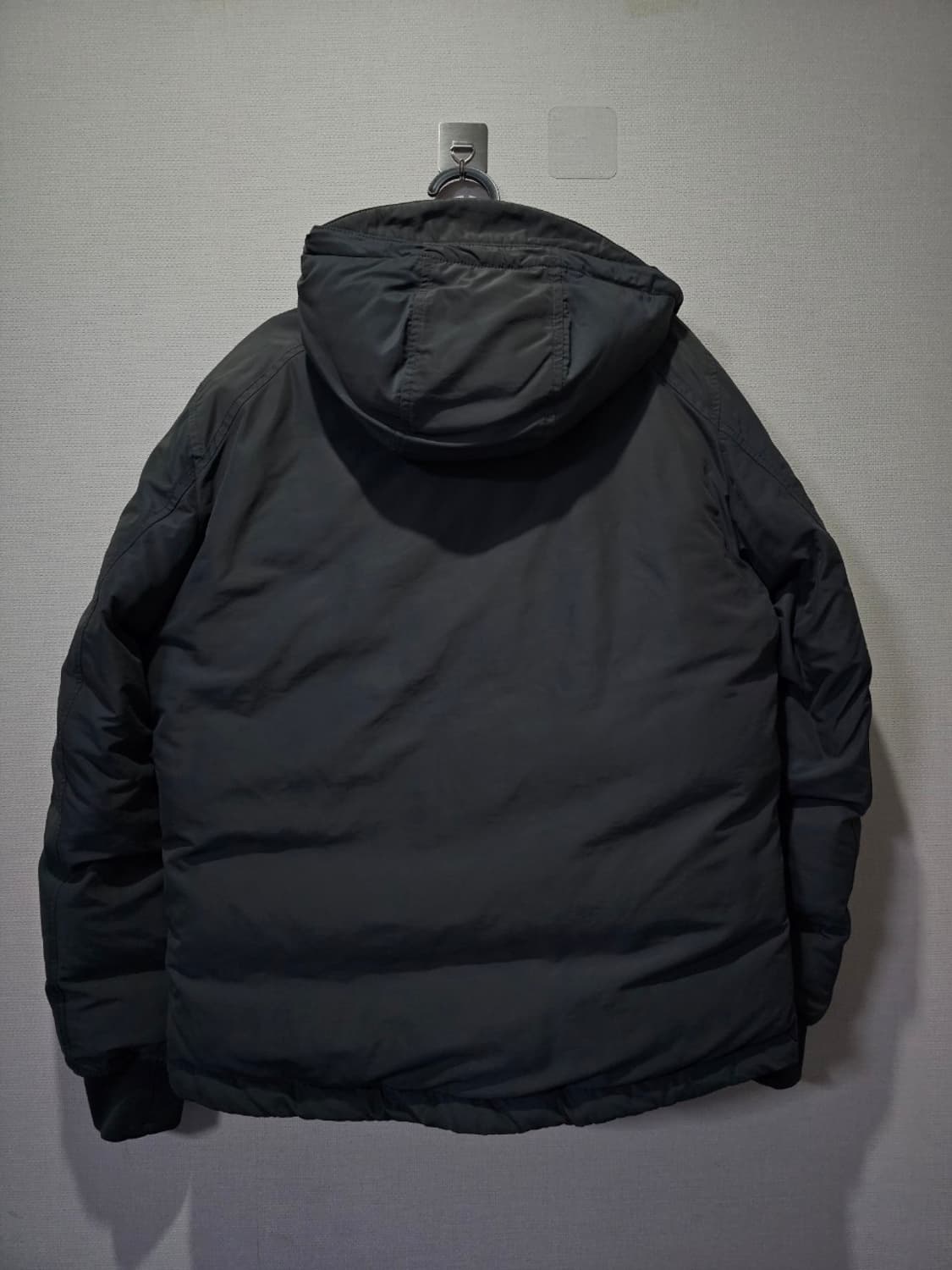 정품 스톤아일랜드 마이크로랩스 다운 패딩 95/M 상품이미지4