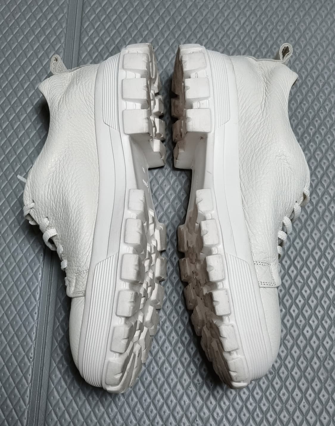 지스튜디오 디어스킨 스니커즈 상품이미지6