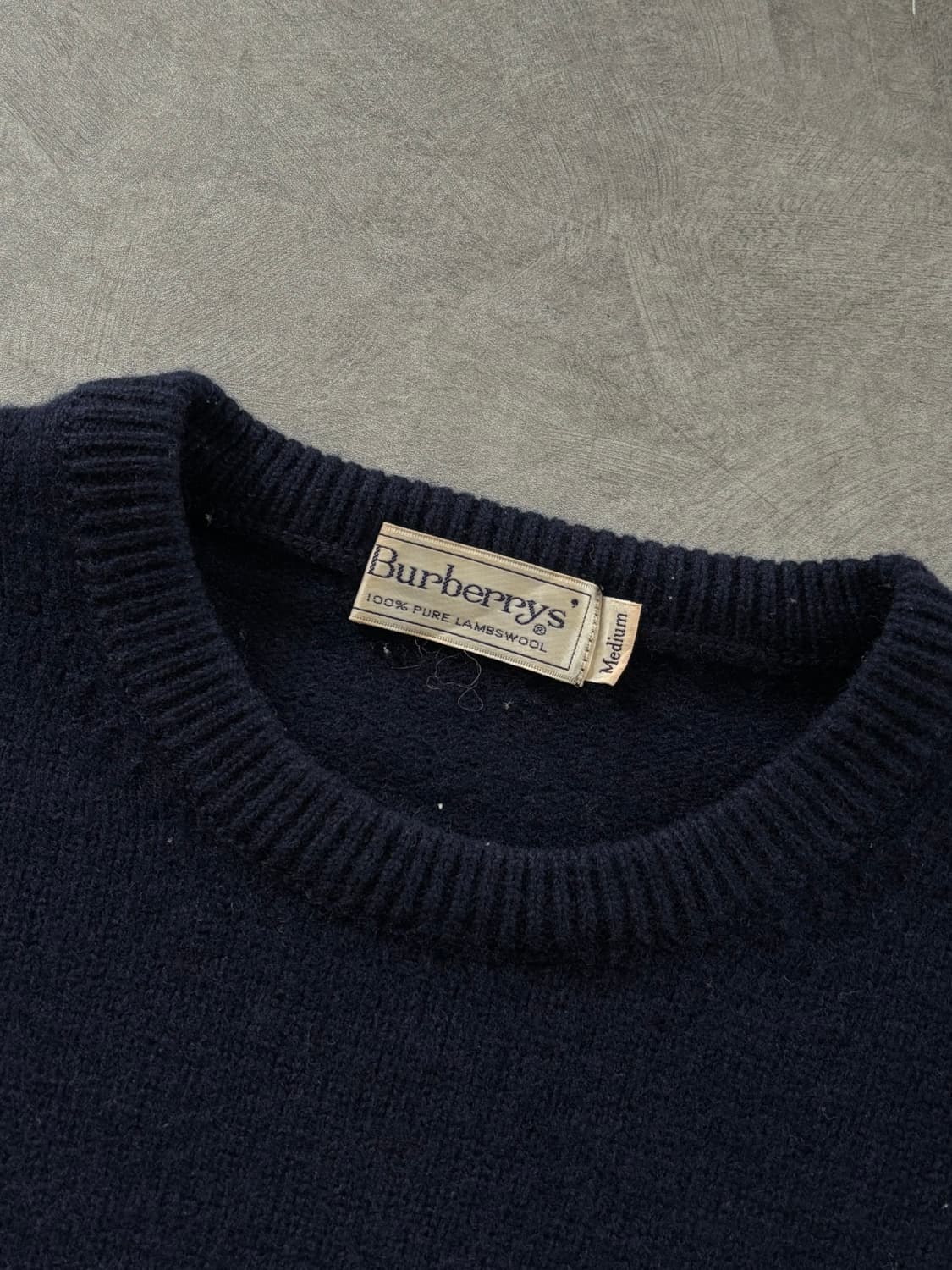 Burberry 버버리 90s 도그 프린팅 니트 상품이미지4