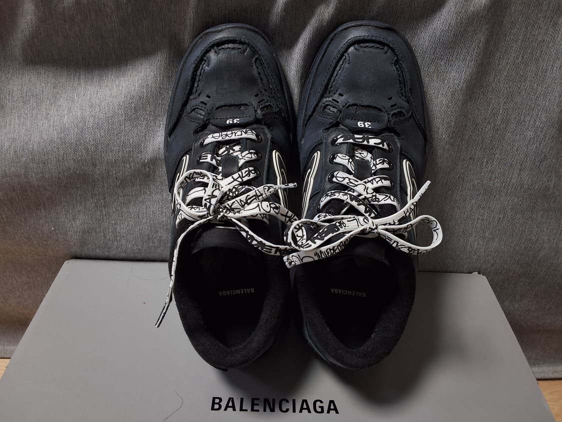 [새상품급] 발렌시아가 햄튼스 스니커즈 원아웃 39 상품이미지4