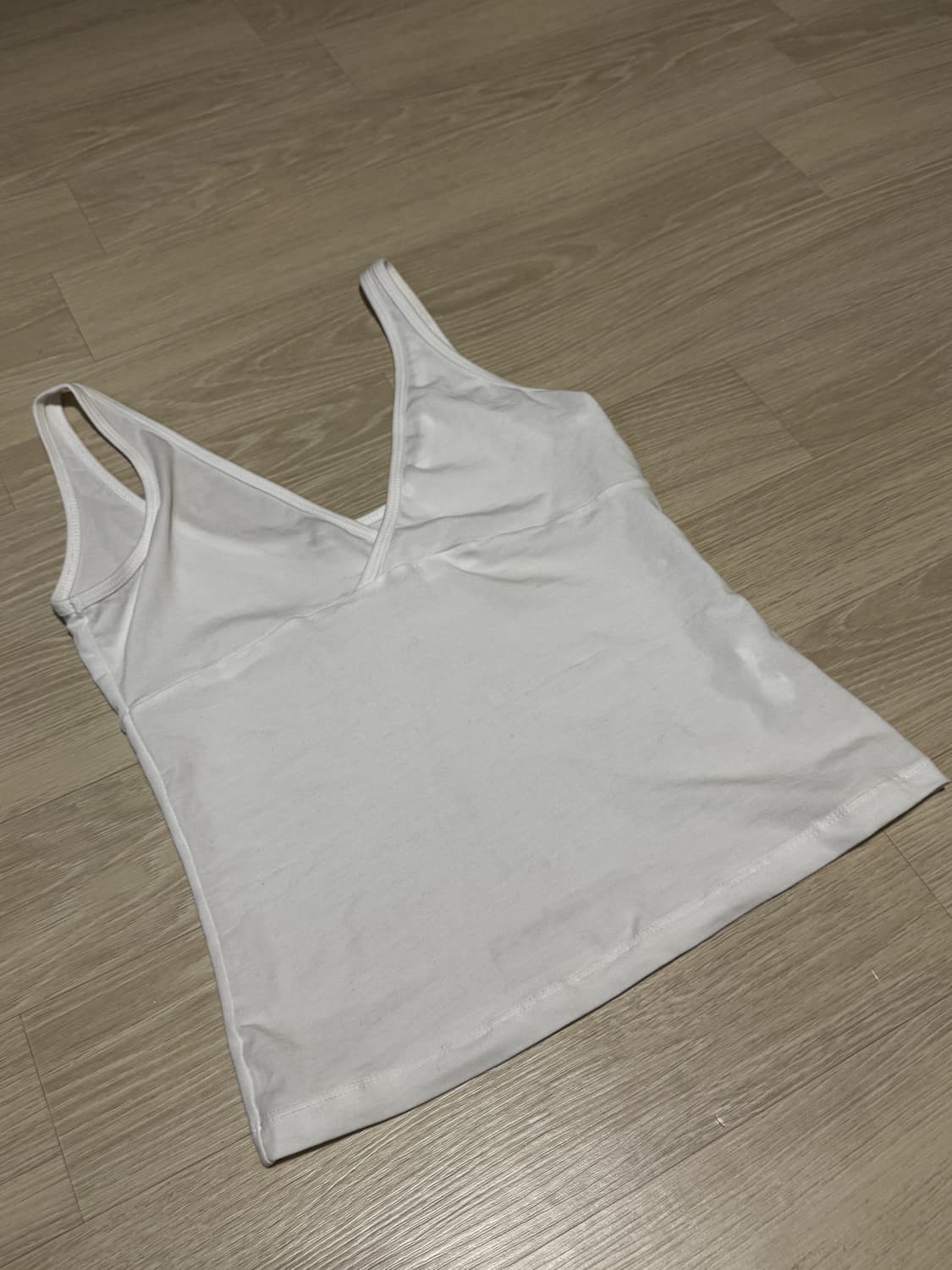 리포스 V NECK SLEEVELESS T-SHIRTS WHITE 상품이미지5